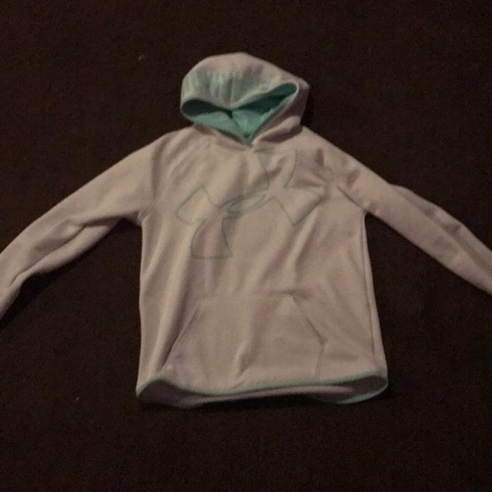Under Armour Mint and White sweatshirt
